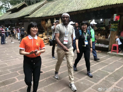 為什么廣場舞也會需要科音達講解器？